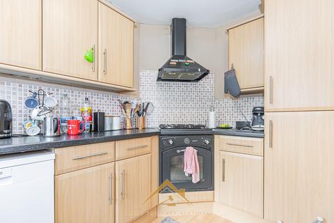 3 bedroom end of terrace house for sale, Kirkwall Avenue, Aberdeen AB16