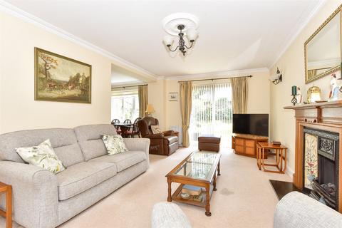 4 bedroom detached house for sale, Tangmere Road, Shopwhyke, Chichester, West Sussex