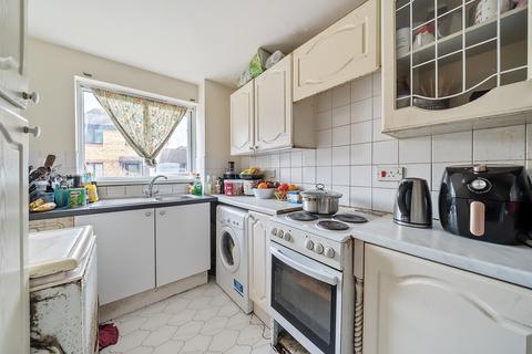 2 bedroom flat for sale, Parsonage Road, Grays, RM20 4AW