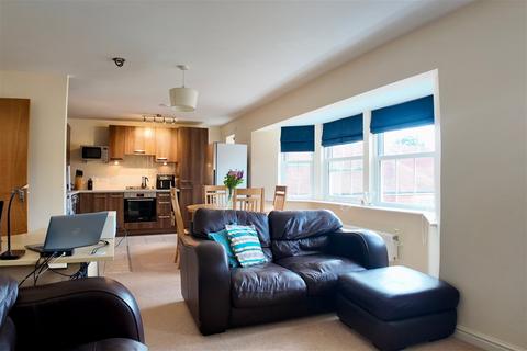 2 bedroom flat for sale, St. Gabriels, Wantage OX12