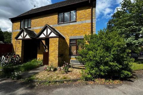 1 bedroom end of terrace house to rent, Churchfields, Guildford GU4