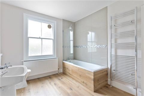 3 bedroom terraced house for sale, Henshaw Street, Elephant and Castle, London, SE17