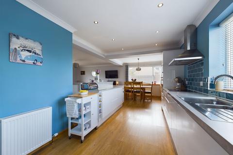 Cattilla, 2 Castle Road, Alford, AB33 8EG