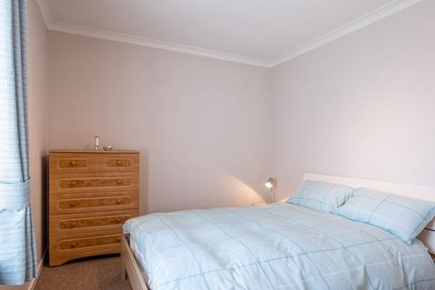 98 Inchbrae Drive, Aberdeen, AB10 7AL