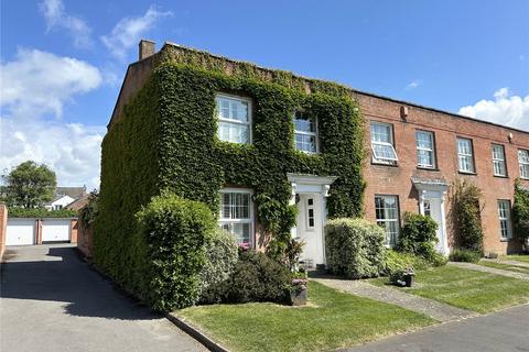 3 bedroom terraced house for sale, Wykeham Place, Lymington, Hampshire, SO41