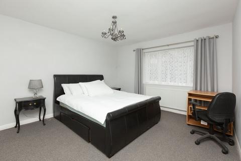 11 Strode Park Road, Herne Bay, CT6 7JG