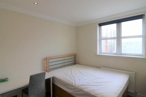 3 bedroom apartment for sale, Imperial Court, Kennington Lane, Vauxhall, Southwark, London, SE11