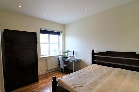 3 bedroom apartment for sale, Imperial Court, Kennington Lane, Vauxhall, Southwark, London, SE11