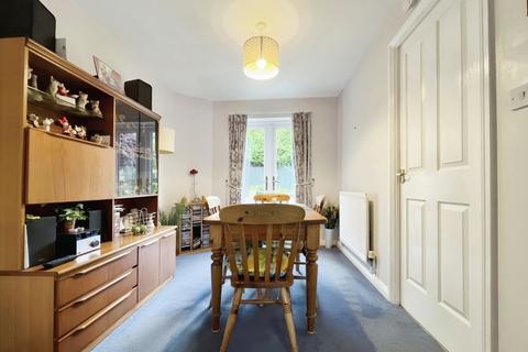 3 bedroom semi-detached house for sale, Julius Close, Basingstoke, Hampshire