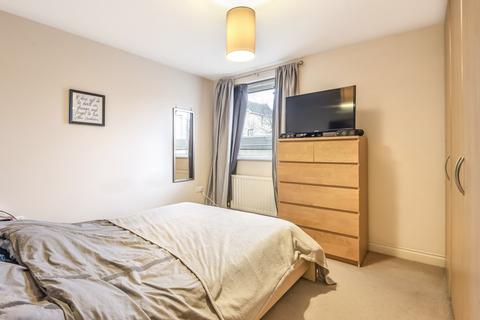 1 bedroom flat to rent, Wheeler Place Bromley BR2