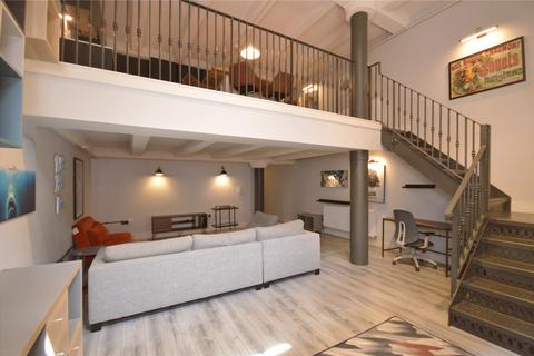 2 bedroom apartment to rent, Regent Road, Liverpool, Merseyside, L3