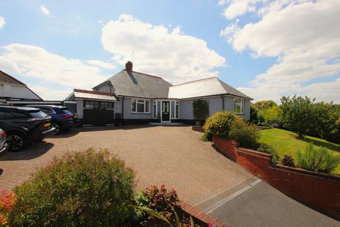 3 bedroom detached bungalow for sale, Ashwood Close, Bedhampton, Havant