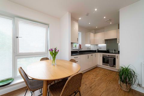 2 bedroom flat for sale, Smedley Road, Faversham, ME13
