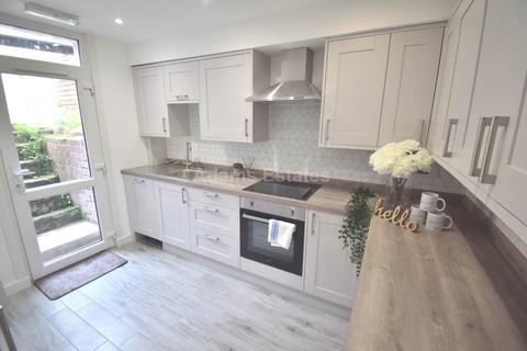 1 bedroom in a house share to rent, Anstey Road, Reading