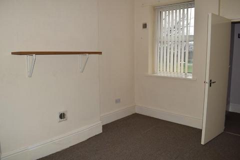 1 bedroom flat to rent, New Chester Road, Wirral CH62