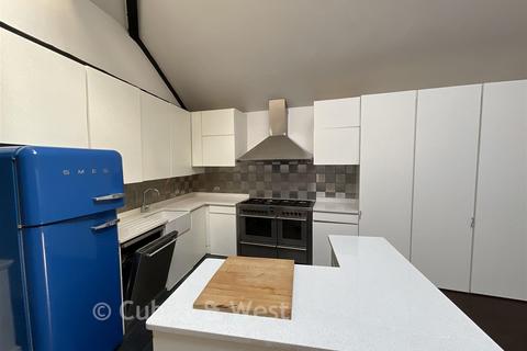 2 bedroom terraced house for sale, South Street, Cuckfield, Haywards Heath, West Sussex