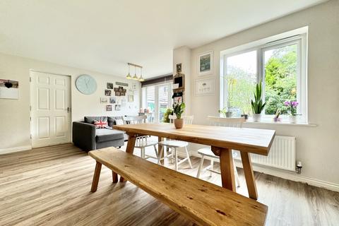 16 Bedale Road, Castleford, WF10 5GL