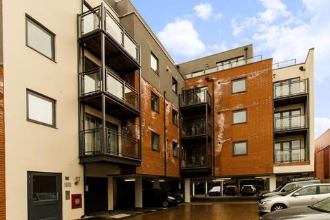 2 bedroom apartment to rent, King Edward Court, Guildford GU1