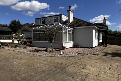 4 bedroom bungalow for sale, Chapel Street, Haconby, Bourne, Lincolnshire, PE10