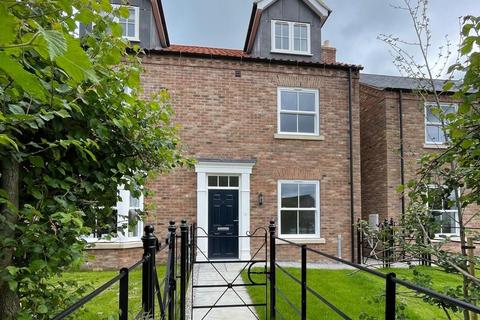 3 bedroom semi-detached house to rent, Wrenham Vale, Pocklington, YO42 2WS