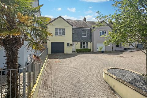 4 bedroom semi-detached house for sale, Trevonnen Road, Truro TR3