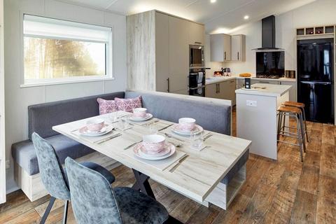 2 bedroom lodge for sale, Shorefield Country Park, , Shorefield Road SO41