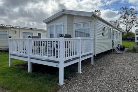 2 bedroom static caravan for sale, Broadlands Park and Marina, , Oulton Broad NR33