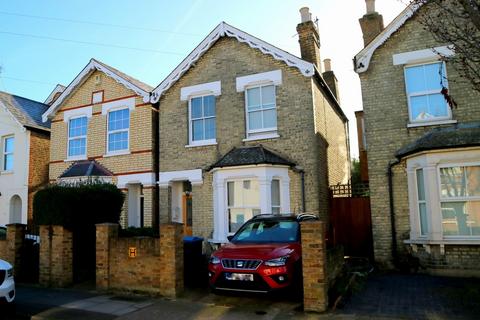 3 bedroom detached house to rent, Richmond Park Road, Kingston Upon Thames, KT2