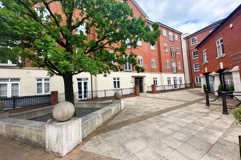 1 bedroom apartment for sale, Waddesdon House, Gorcott Lane, Dickens Heath, B90 1GH