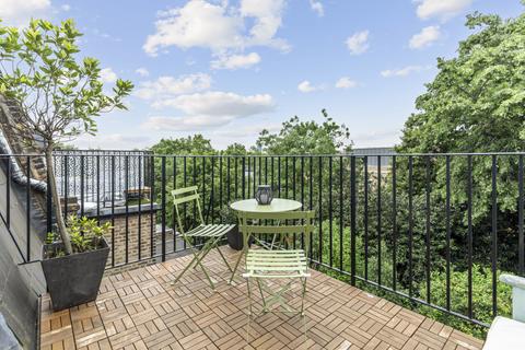 2 bedroom apartment for sale, Lucerne Road, London, N5