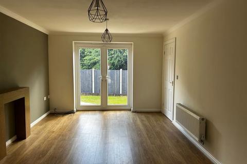 3 bedroom house to rent, Llwynhendy, Pant Bryn Isaf