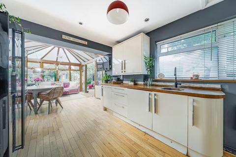 10 Englefield Road, Southampton, SO18 1AW