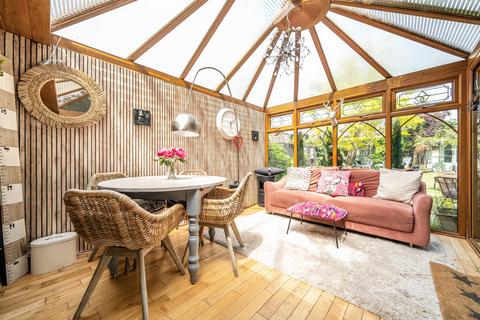 10 Englefield Road, Southampton, SO18 1AW