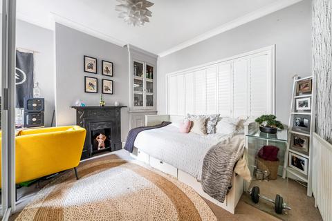 10 Englefield Road, Southampton, SO18 1AW