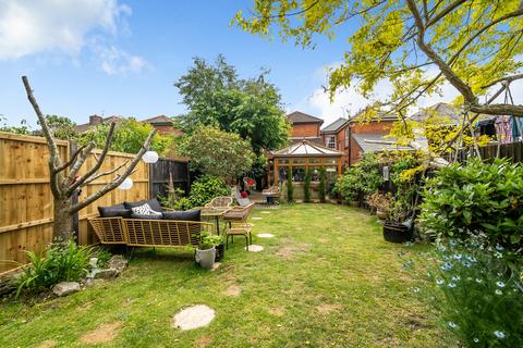 10 Englefield Road, Southampton, SO18 1AW