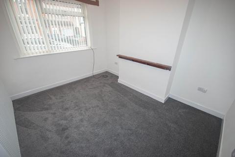 2 bedroom terraced house to rent, Winfield Street, Rugby, CV21