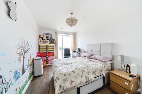 2 bedroom apartment for sale, Peregrine Apartments, West Hendon NW9