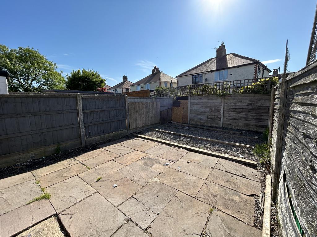 Lockerbie Avenue, Cleveleys FY5 2 bed semidetached house for sale £