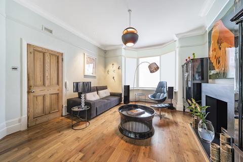 5 bedroom terraced house for sale, Hendrick Avenue, London