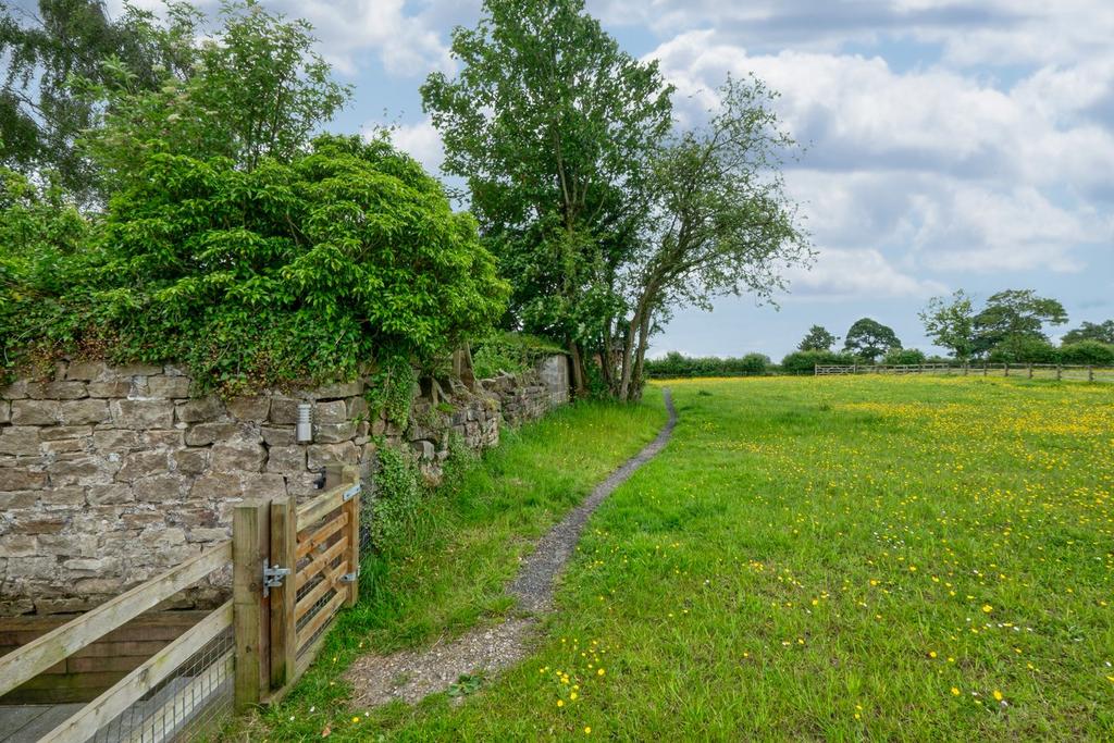 Access to Stables