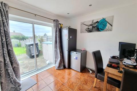 3 bedroom terraced house for sale, Barnfield Road, St Pauls Cray, Kent, BR5