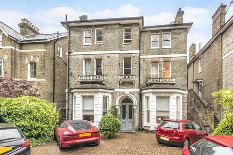 2 bedroom flat for sale, St Johns Park, Blackheath