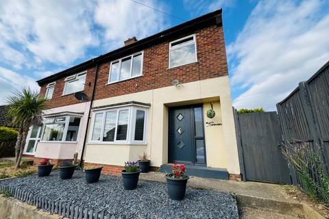 3 bedroom semi-detached house for sale, Waveney Close, Hunstanton, PE36