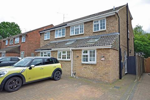 4 bedroom semi-detached house for sale, Henley Drive, FRIMLEY GREEN, GU16