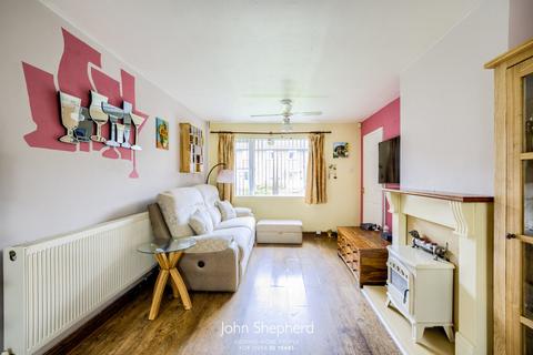 2 bedroom end of terrace house for sale, Arlescote Road, Solihull, West Midlands, B92
