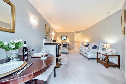1 bedroom apartment for sale, Wood Lane, Ruislip, Middlesex