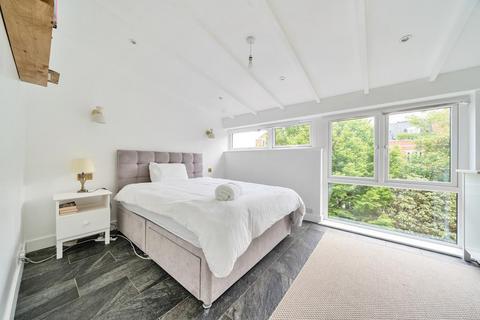 2 bedroom townhouse for sale, Windsor,  Berkshire,  SL4