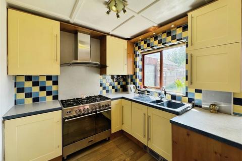 3 bedroom semi-detached house for sale, Lon Cadfan, Prestatyn, Denbighshire Ll19 8HJ