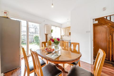 3 bedroom terraced house for sale, Cromer Road, Tooting