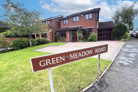 4 bedroom detached house for sale, Green Meadow Road, Willenhall